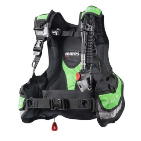 Giubbotto ad assetto variabile ricreativo Explorer BCD di Mares, colore nero e verde. Vista frontale